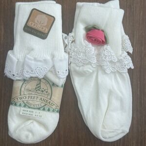 Vtg Two Feet Ruffle Socks Girls 4-5.5 Cuff USA Cotton White Frilly Rose 6-12 Mo